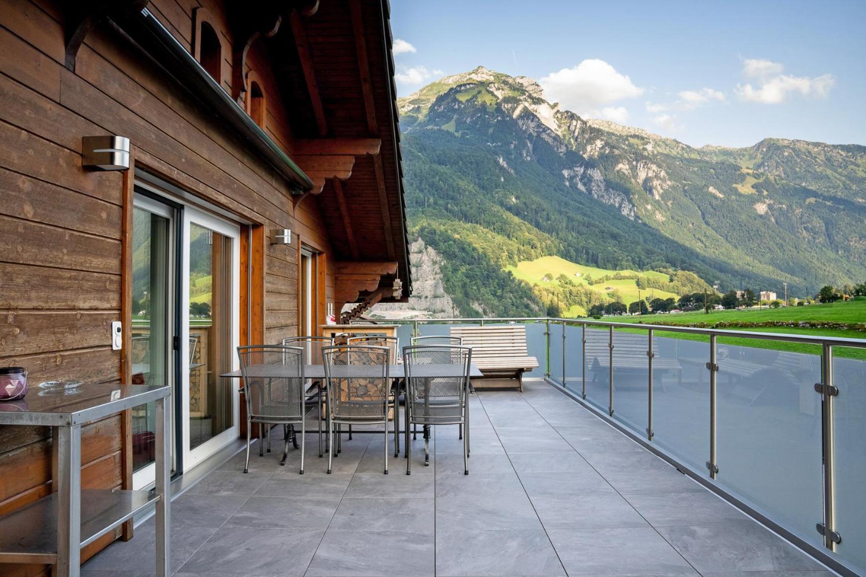 Glarner Bed Apartment Netstal Bagian luar foto