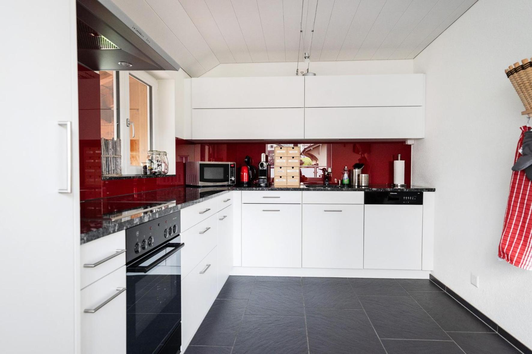 Glarner Bed Apartment Netstal Bagian luar foto